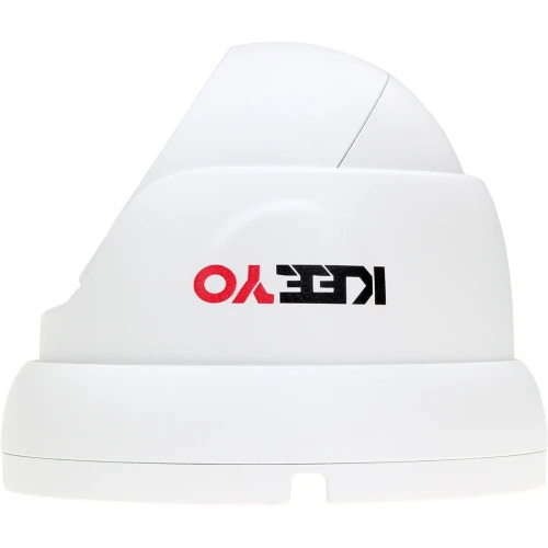 Kamera sieciowa IP KEEYO LV-IP2M2DFE-IV 2Mpx IR 25m przedstawiona jest na zdjęciu jako kompaktowe urządzenie z białą obudową i ciemnym obiektywem. Produkt wyposażony jest w funkcję podczerwieni, umożliwiającą rejestrowanie obrazu w nocy na odległość do 25 metrów.