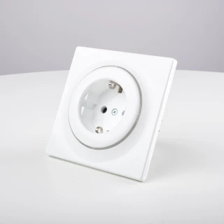 FIBARO Walli Outlet type F FGWOF-011