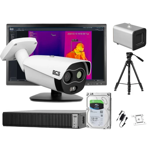 Na zdjęciu znajduje się system pomiaru temperatury ciała, składający się z kamery termowizyjnej zamontowanej na statywie oraz monitora wyświetlającego obraz termiczny. System jest używany do monitorowania temperatury ludzkiego ciała w czasie rzeczywistym.