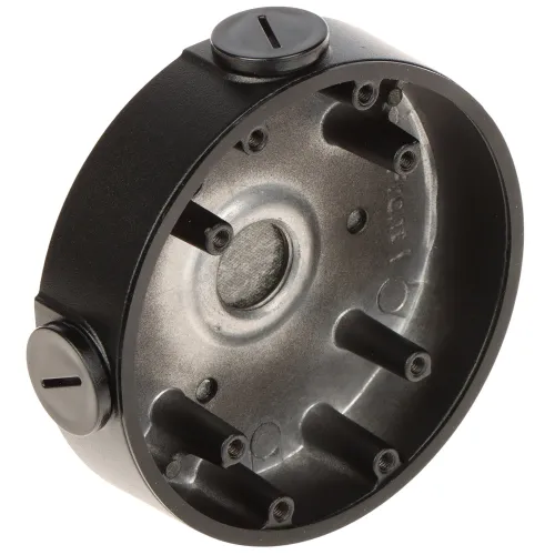 Czarny, okrągły uchwyt kamery z kilkoma otworami montażowymi i dwoma zaślepkami po bokach. Wnętrze uchwytu jest metaliczne z centralnym otworem.