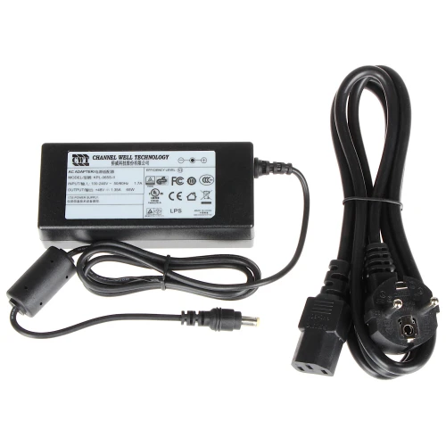 Zasilacz sieciowy Channel Well Technology z czarnym kablem zasilającym i wtyczką. Urządzenie posiada etykietę z parametrami technicznymi oraz certyfikatami bezpieczeństwa.