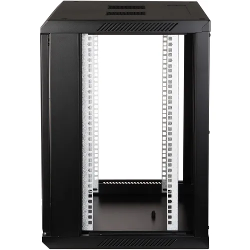 Czarna obudowa rackowa widziana z przodu, bez zamontowanych bocznych ścian i tylnej pokrywy. Wewnątrz widoczne są metalowe szyny montażowe.