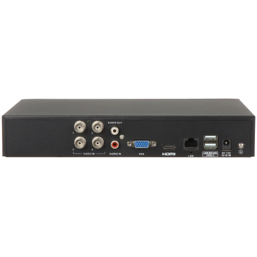 AHD, HD-CVI, HD-TVI, CVBS, TCP/IP XVR-104G 4 csatornás UNIARCH rögzítő