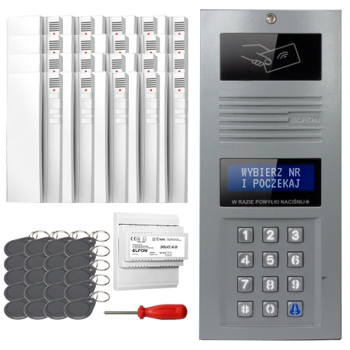 Zestaw domofonowy składający się z panelu z klawiaturą numeryczną, wyświetlaczem i czytnikiem kart, a także kilku breloków, śrubokręta i dodatkowych komponentów. Panel jest w kolorze srebrnym z wyraźnie widocznymi przyciskami i ekranem informacyjnym.